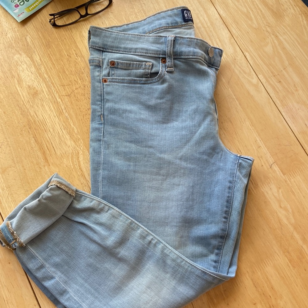 Gap size 12 cropped jeans